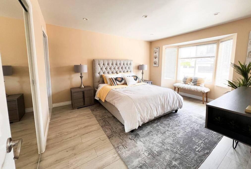 Holiday home Luxury Oasis In Encino W Pool & Los Angeles